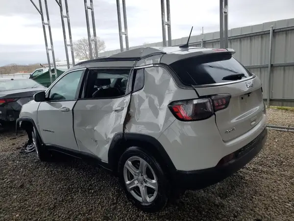 3C4NJDBN7PT553339 2023 JEEP COMPASS - Image 2