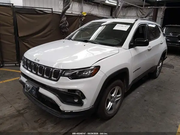 3C4NJDBN7PT553390 2023 JEEP COMPASS - Image 2