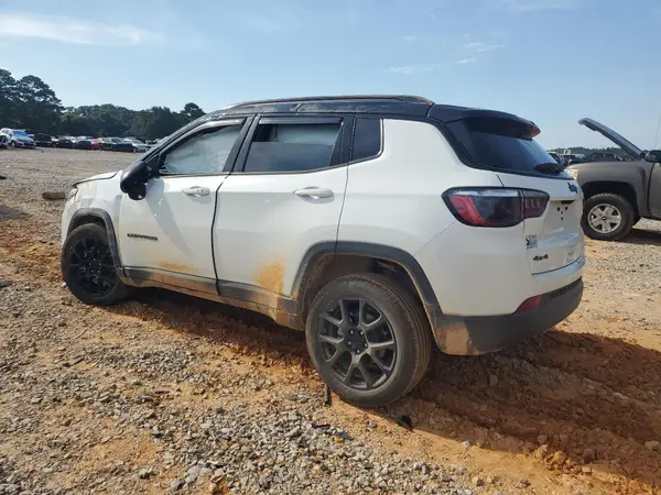 3C4NJDBN7RT106531 2024 JEEP COMPASS - Image 2