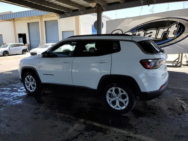 3C4NJDBN7RT110322 2024 JEEP COMPASS - Image 2