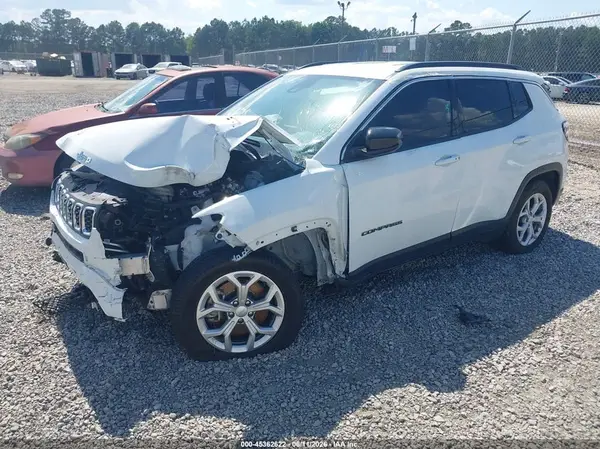 3C4NJDBN7RT117061 2024 JEEP COMPASS - Image 2