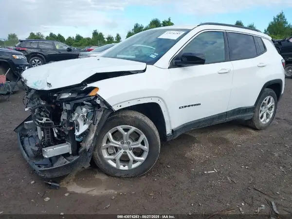 3C4NJDBN7RT117335 2024 JEEP COMPASS - Image 2