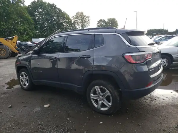 3C4NJDBN7RT120431 2024 JEEP COMPASS - Image 2