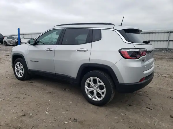 3C4NJDBN7RT125662 2024 JEEP COMPASS - Image 2