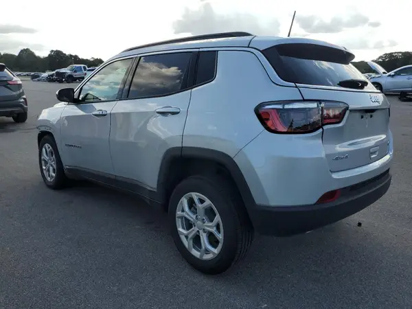 3C4NJDBN7RT154661 2024 JEEP COMPASS - Image 2