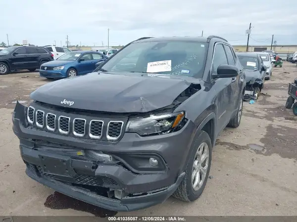 3C4NJDBN7RT168933 2024 JEEP COMPASS - Image 2