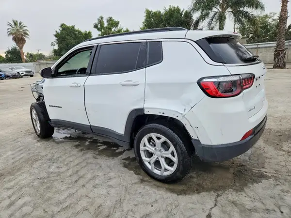 3C4NJDBN7RT176739 2024 JEEP COMPASS - Image 2