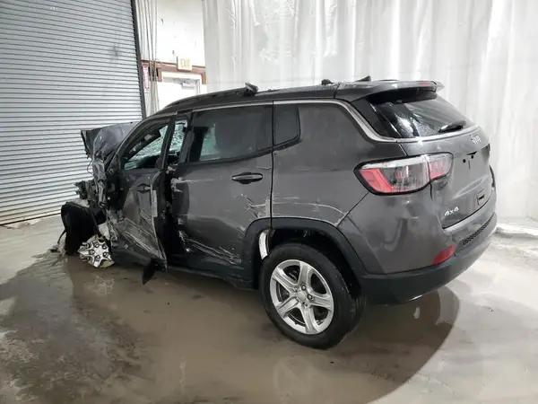 3C4NJDBN7RT594833 2024 JEEP COMPASS - Image 2