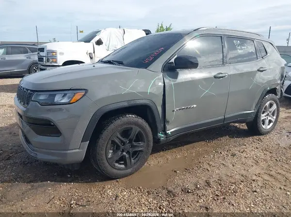 3C4NJDBN7RT596243 2024 JEEP COMPASS - Image 2