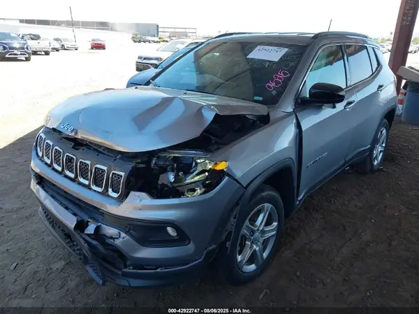 3C4NJDBN7RT596694 2024 JEEP COMPASS - Image 2
