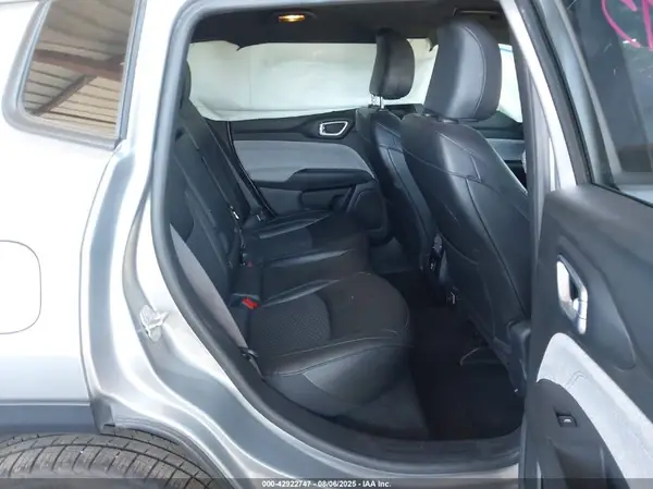 3C4NJDBN7RT596694 2024 JEEP COMPASS - Image 8