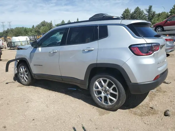 3C4NJDBN7ST515618 2025 JEEP COMPASS - Image 2
