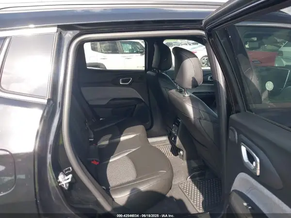 3C4NJDBN7ST548876 2025 JEEP COMPASS - Image 8