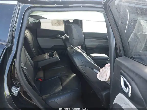 3C4NJDBN7ST589069 2025 JEEP COMPASS - Image 8
