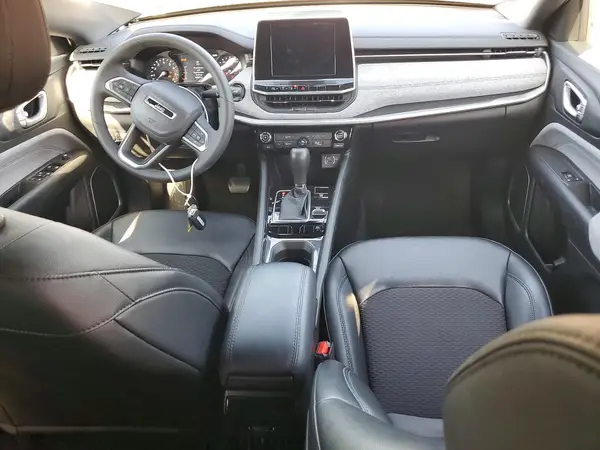 3C4NJDBN7ST597950 2025 JEEP COMPASS - Image 8