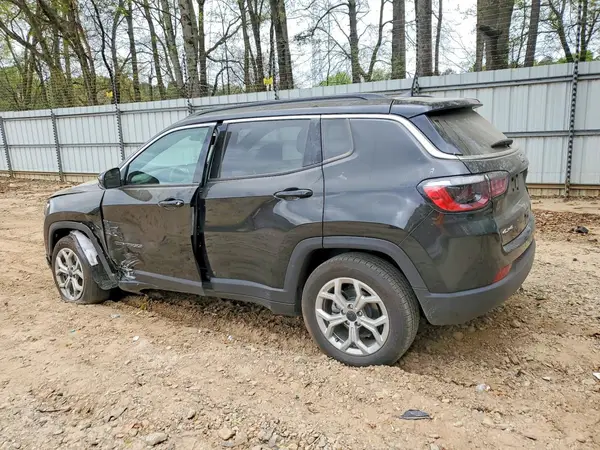 3C4NJDBN7ST601740 2025 JEEP COMPASS - Image 2