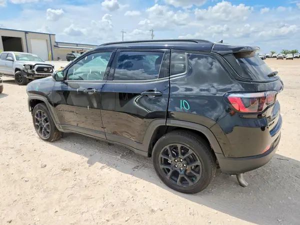 3C4NJDBN7TT158782 2026 JEEP COMPASS - Image 2