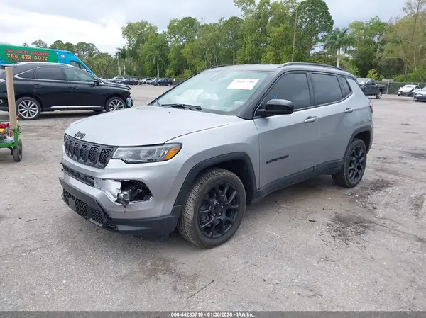 3C4NJDBN8PT508006 2023 JEEP COMPASS - Image 2