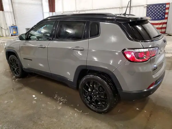 3C4NJDBN8PT510113 2023 JEEP COMPASS - Image 2