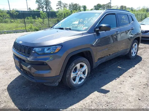 3C4NJDBN8PT515215 2023 JEEP COMPASS - Image 2