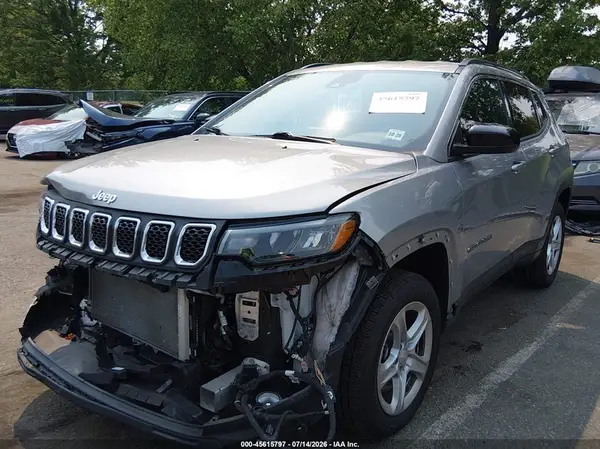3C4NJDBN8PT516106 2023 JEEP COMPASS - Image 2