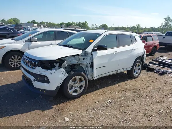 3C4NJDBN8PT527087 2023 JEEP COMPASS - Image 2