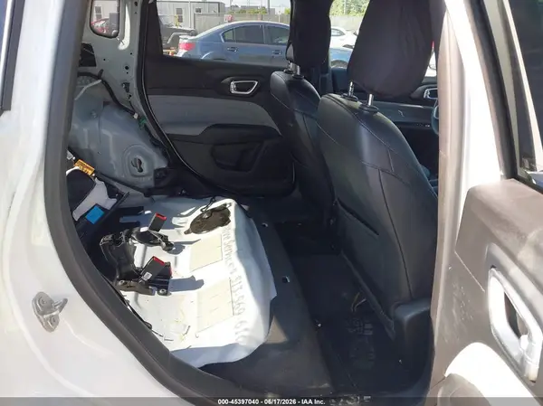 3C4NJDBN8PT527087 2023 JEEP COMPASS - Image 8