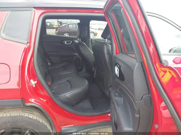 3C4NJDBN8PT529695 2023 JEEP COMPASS - Image 8
