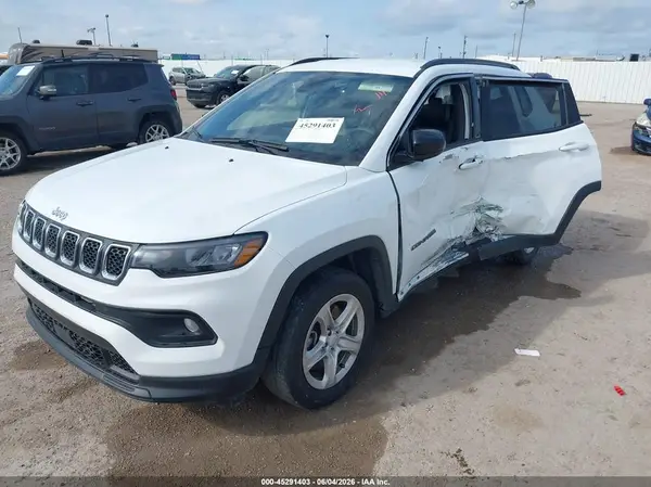 3C4NJDBN8PT553382 2023 JEEP COMPASS - Image 2