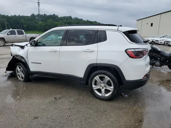 3C4NJDBN8PT562163 2023 JEEP COMPASS - Image 2