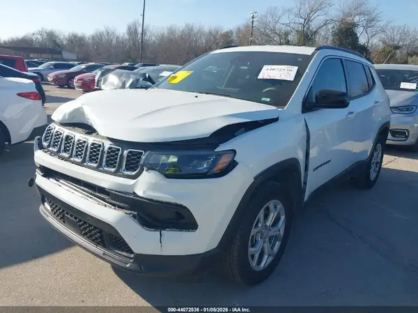 3C4NJDBN8RT109969 2024 JEEP COMPASS - Image 2