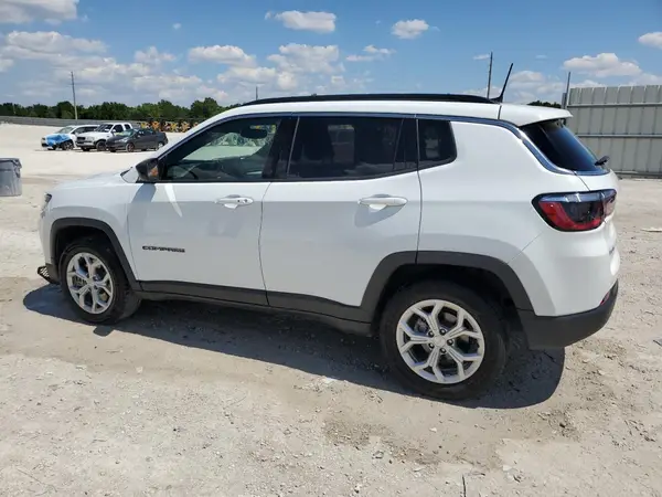 3C4NJDBN8RT110409 2024 JEEP COMPASS - Image 2