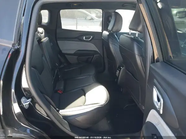 3C4NJDBN8RT110538 2024 JEEP COMPASS - Image 8