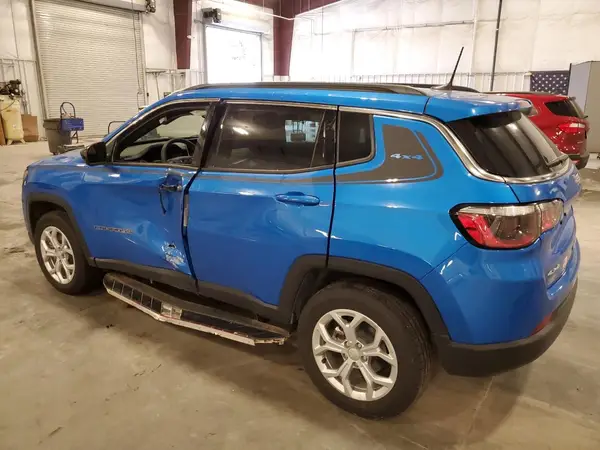 3C4NJDBN8RT114623 2024 JEEP COMPASS - Image 2