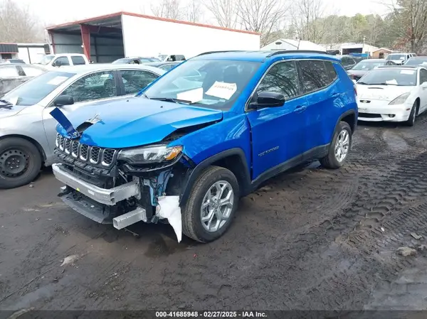 3C4NJDBN8RT117599 2024 JEEP COMPASS - Image 2