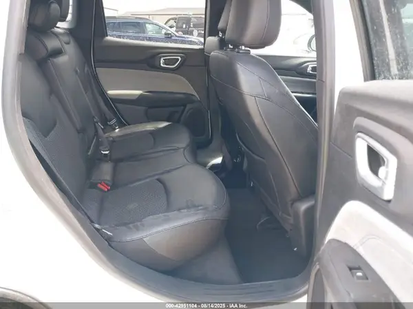 3C4NJDBN8RT118946 2024 JEEP COMPASS - Image 8