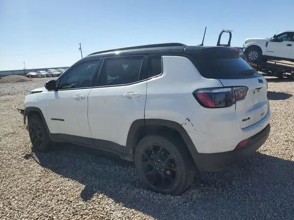 3C4NJDBN8RT130188 2024 JEEP COMPASS - Image 2