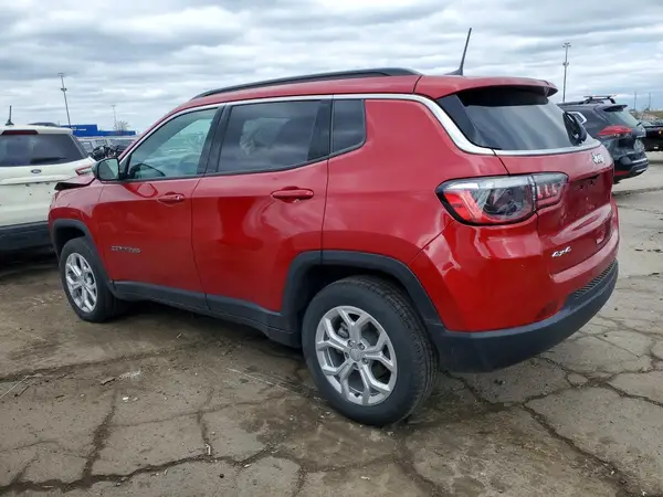 3C4NJDBN8RT137965 2024 JEEP COMPASS - Image 2