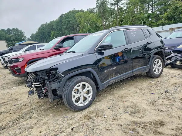 3C4NJDBN8RT138873 2024 JEEP COMPASS - Image 1