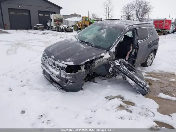 3C4NJDBN8RT146665 2024 JEEP COMPASS - Image 2