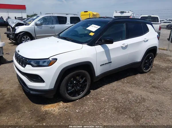3C4NJDBN8RT165975 2024 JEEP COMPASS - Image 2