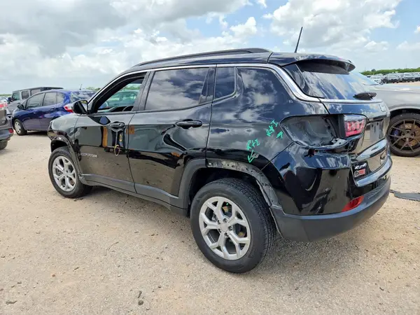 3C4NJDBN8RT176782 2024 JEEP COMPASS - Image 2