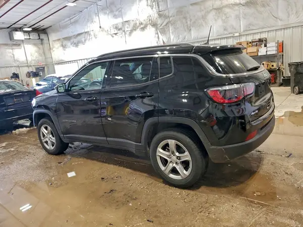 3C4NJDBN8RT588751 2024 JEEP COMPASS - Image 2
