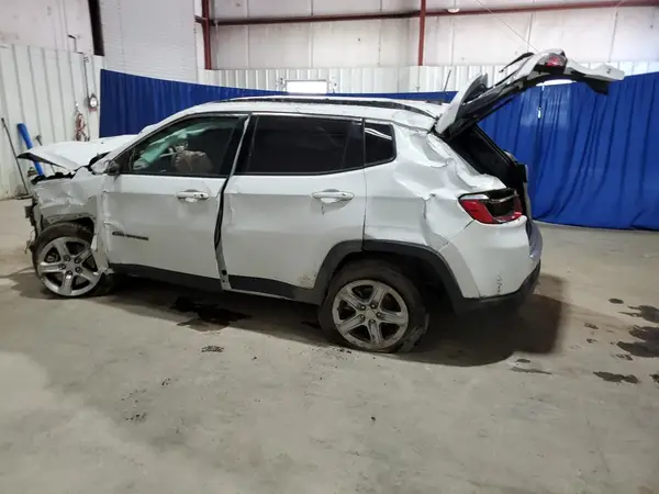 3C4NJDBN8RT598891 2024 JEEP COMPASS - Image 2