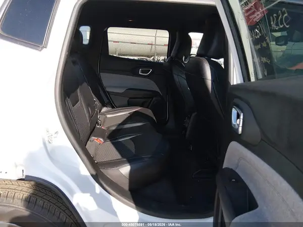 3C4NJDBN8RT599300 2024 JEEP COMPASS - Image 8