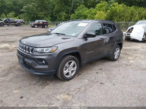 3C4NJDBN8RT603801 2024 JEEP COMPASS - Image 2