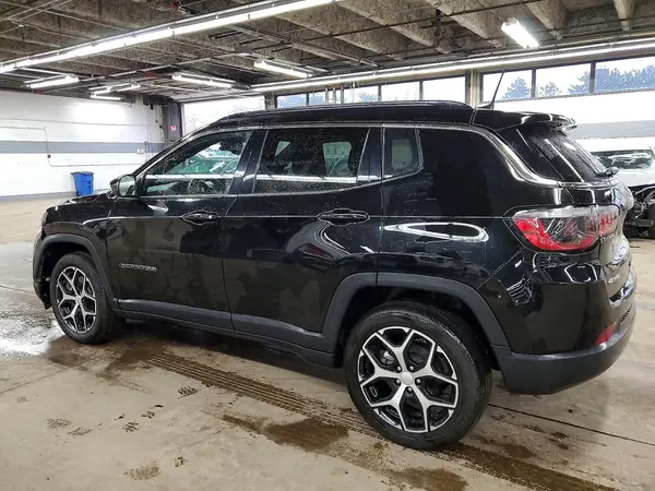 3C4NJDBN8RT605337 2024 JEEP COMPASS - Image 2