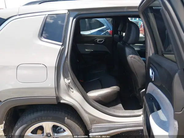 3C4NJDBN8RT606066 2024 JEEP COMPASS - Image 8