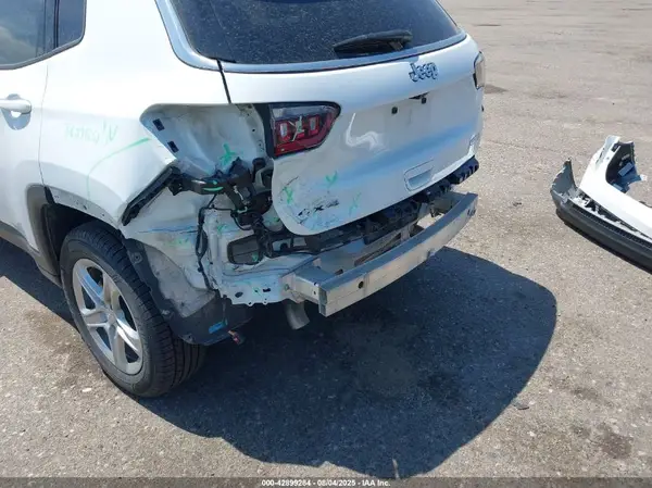 2024 JEEP COMPASS auction photo 6