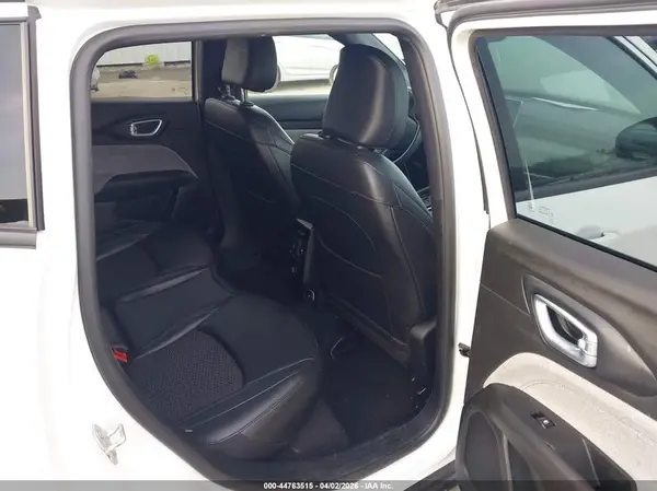 3C4NJDBN8RT606861 2024 JEEP COMPASS - Image 8